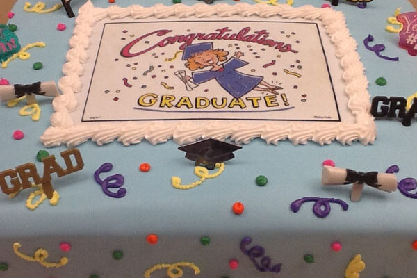 Congratulations graduate cake
