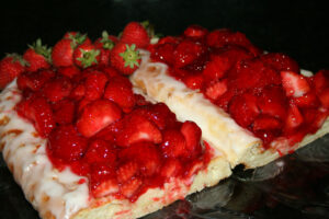 Fresh strawberry cheesecake