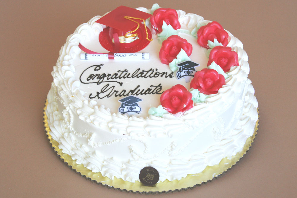 Classic cake with cap and diploma